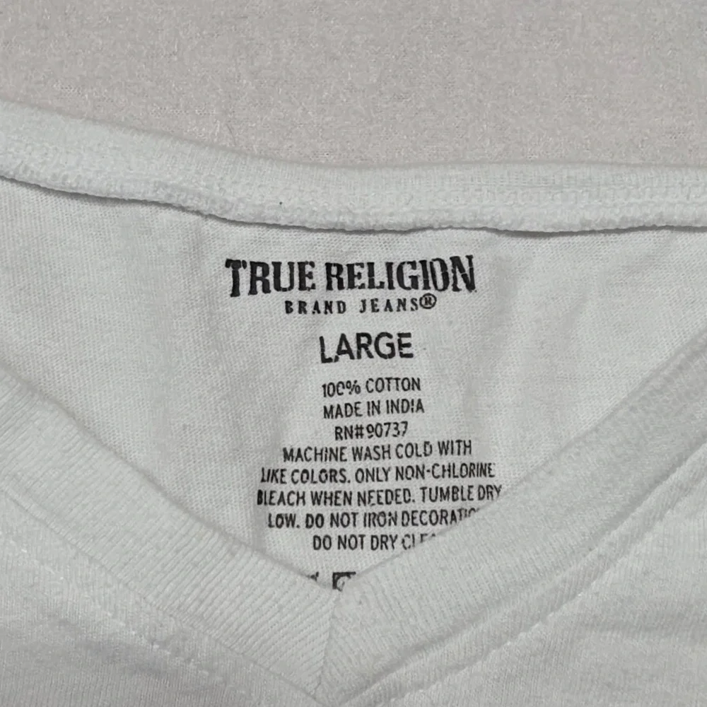 True Religion‎ V Neck T Shirt White Large Buddha Logo Graphic Tee READ
